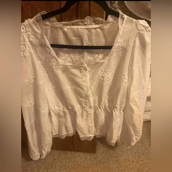 Boho White Semi Sheer Lace Button Down Embroidered Floral Top - Picture 6 of 9